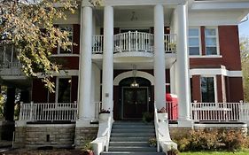 The Columns Bed & Breakfast